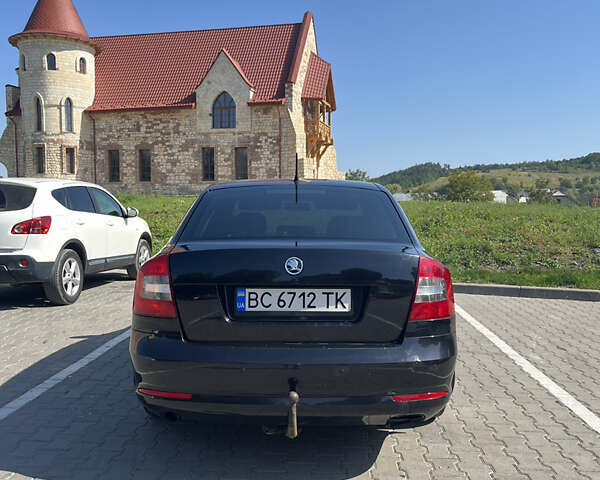 Шкода Октавия 2012 в Бережанах на Automoto.ua Черный Шкода Октавия, объемом двигателя 1.6 л и пробегом 308 тыс. км за 9200 $, фото 3 на Automoto.ua