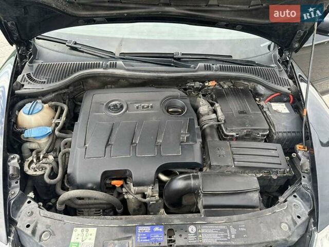 Шкода Октавия 2012 в Львове на Automoto.ua Черный Шкода Октавия, объемом двигателя 1.6 л и пробегом 283 тыс. км за 8300 $, фото 14 на Automoto.ua