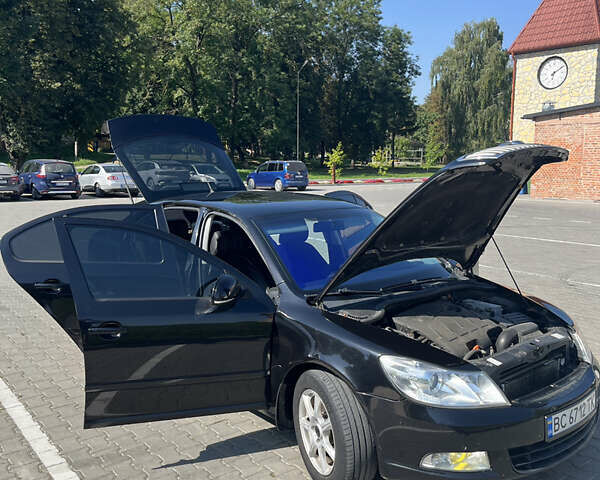 Шкода Октавия 2012 в Бережанах на Automoto.ua Черный Шкода Октавия, объемом двигателя 1.6 л и пробегом 308 тыс. км за 9200 $, фото 26 на Automoto.ua
