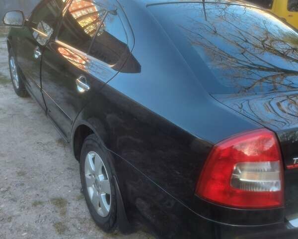 Черный Шкода Октавия, объемом двигателя 1.8 л и пробегом 81 тыс. км за 10400 $, фото 3 на Automoto.ua