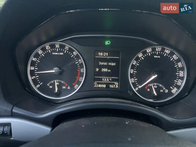 Чорний Шкода Октавія, об'ємом двигуна 1.98 л та пробігом 224 тис. км за 7800 $, фото 19 на Automoto.ua