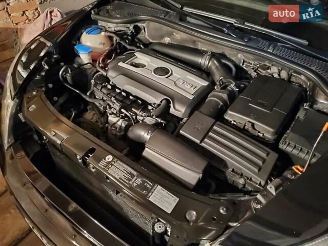 Чорний Шкода Октавія, об'ємом двигуна 1.8 л та пробігом 143 тис. км за 10300 $, фото 12 на Automoto.ua