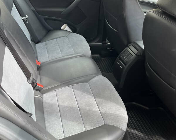 Чорний Шкода Октавія, об'ємом двигуна 1.8 л та пробігом 39 тис. км за 13000 $, фото 8 на Automoto.ua