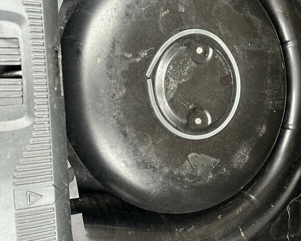 Черный Шкода Октавия, объемом двигателя 1.6 л и пробегом 175 тыс. км за 8300 $, фото 55 на Automoto.ua