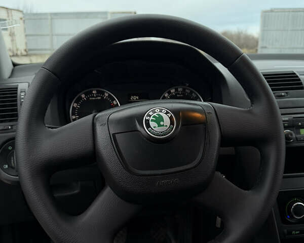 Черный Шкода Октавия, объемом двигателя 1.6 л и пробегом 188 тыс. км за 7999 $, фото 36 на Automoto.ua