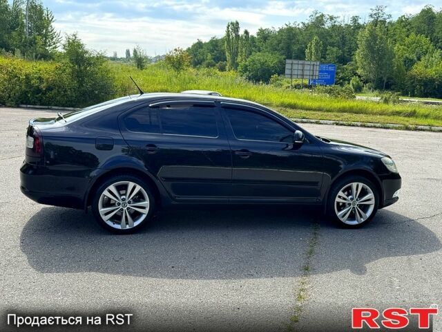 Черный Шкода Октавия, объемом двигателя 1.8 л и пробегом 202 тыс. км за 8299 $, фото 3 на Automoto.ua