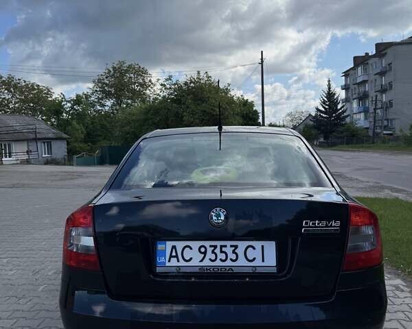 Чорний Шкода Октавія, об'ємом двигуна 1.6 л та пробігом 223 тис. км за 7450 $, фото 2 на Automoto.ua