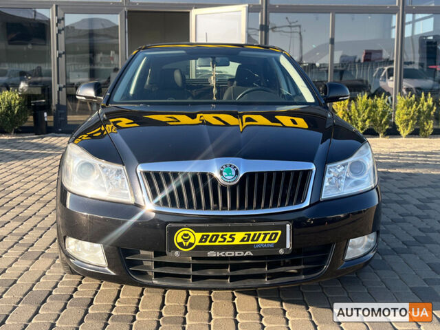 Чорний Шкода Октавія, об'ємом двигуна 1.6 л та пробігом 302 тис. км за 9300 $, фото 1 на Automoto.ua