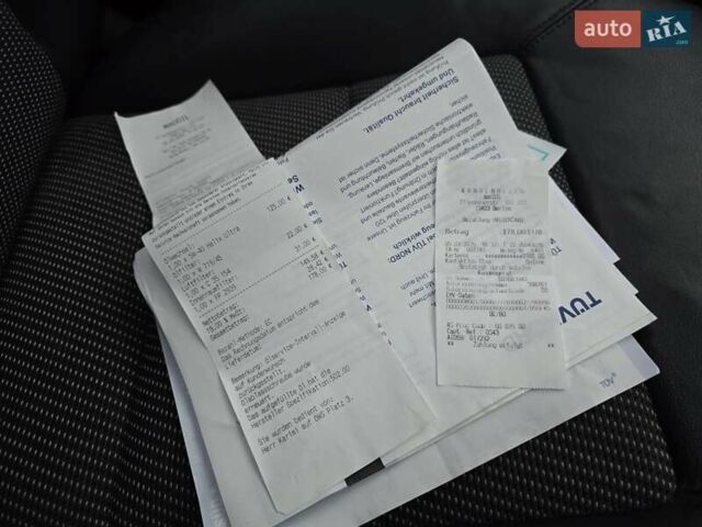 Черный Шкода Октавия, объемом двигателя 1.8 л и пробегом 215 тыс. км за 9400 $, фото 76 на Automoto.ua