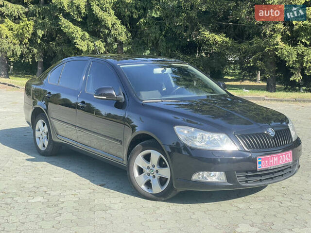 Чорний Шкода Октавія, об'ємом двигуна 2 л та пробігом 231 тис. км за 9950 $, фото 8 на Automoto.ua