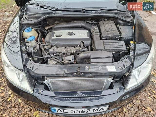 Черный Шкода Октавия, объемом двигателя 1.8 л и пробегом 173 тыс. км за 9400 $, фото 5 на Automoto.ua