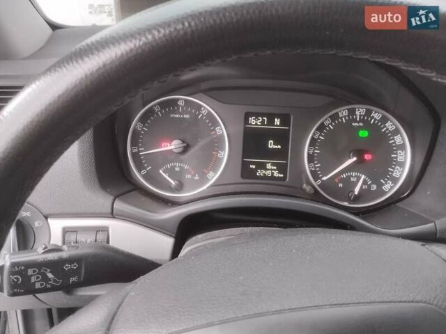 Чорний Шкода Октавія, об'ємом двигуна 1.8 л та пробігом 225 тис. км за 8600 $, фото 6 на Automoto.ua