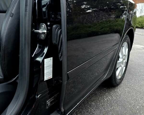 Черный Шкода Октавия, объемом двигателя 1.8 л и пробегом 215 тыс. км за 9400 $, фото 103 на Automoto.ua