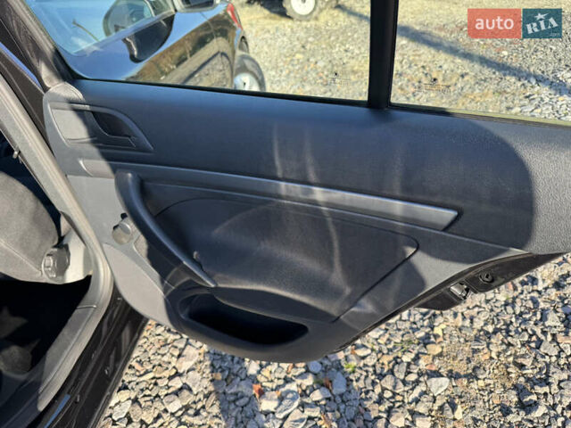 Черный Шкода Октавия, объемом двигателя 1.6 л и пробегом 176 тыс. км за 9000 $, фото 21 на Automoto.ua