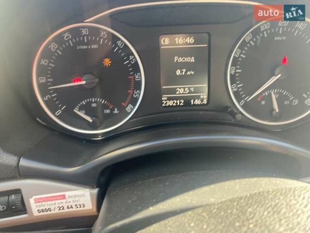 Черный Шкода Октавия, объемом двигателя 1.6 л и пробегом 230 тыс. км за 7700 $, фото 22 на Automoto.ua