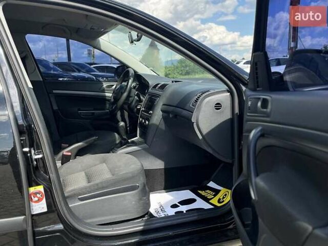 Черный Шкода Октавия, объемом двигателя 1.6 л и пробегом 192 тыс. км за 7990 $, фото 21 на Automoto.ua