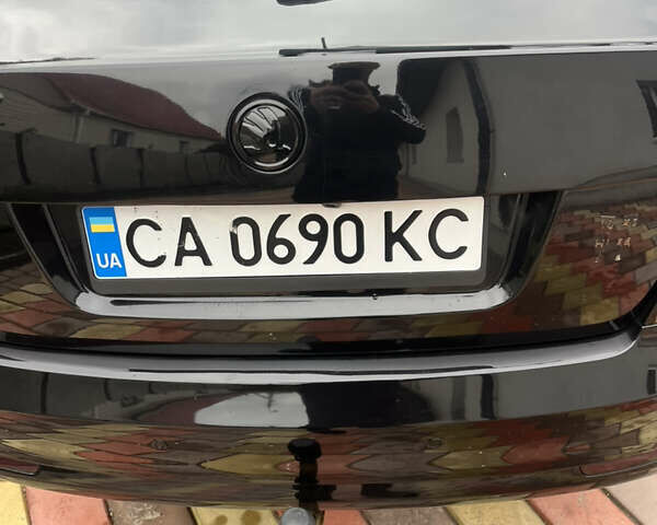 Шкода Октавія 2012 у Тальном на Automoto.ua Чорний Шкода Октавія, об'ємом двигуна 1.8 л та пробігом 325 тис. км за 7300 $, фото 3 на Automoto.ua