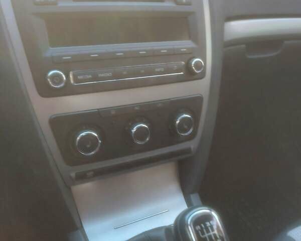 Черный Шкода Октавия, объемом двигателя 1.8 л и пробегом 81 тыс. км за 10400 $, фото 10 на Automoto.ua