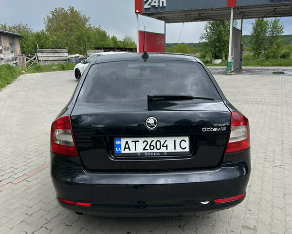 Чорний Шкода Октавія, об'ємом двигуна 1.6 л та пробігом 259 тис. км за 7500 $, фото 4 на Automoto.ua