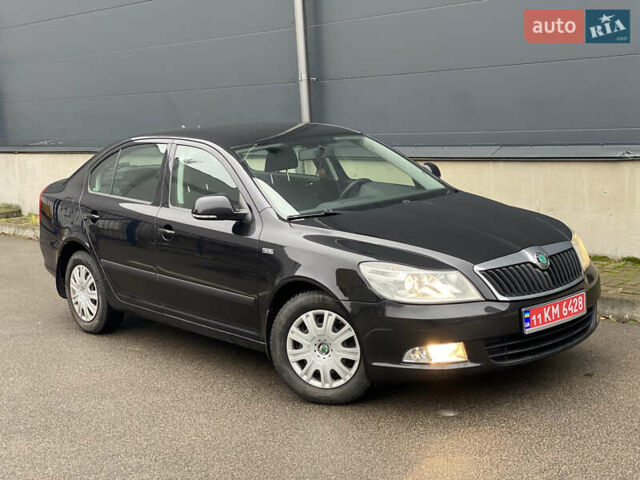 Чорний Шкода Октавія, об'ємом двигуна 1.6 л та пробігом 183 тис. км за 7999 $, фото 11 на Automoto.ua