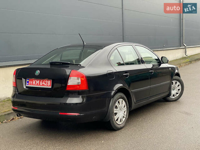 Чорний Шкода Октавія, об'ємом двигуна 1.6 л та пробігом 183 тис. км за 7999 $, фото 18 на Automoto.ua