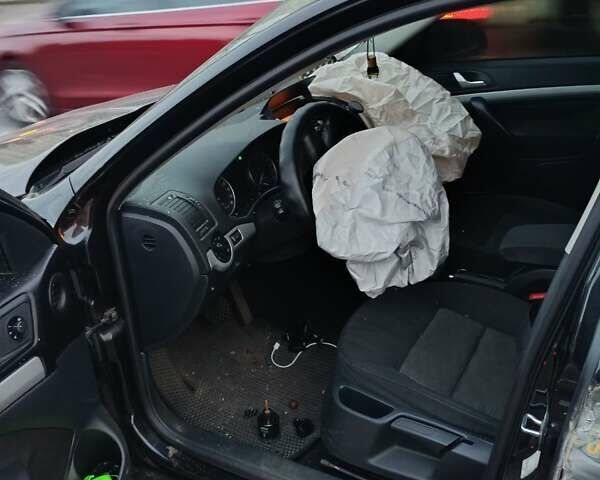 Шкода Октавія 2012 у Києві на Automoto.ua Чорний Шкода Октавія, об'ємом двигуна 1.6 л та пробігом 369 тис. км за 3500 $, фото 3 на Automoto.ua