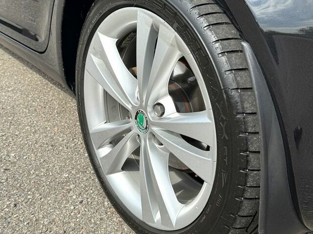 Черный Шкода Октавия, объемом двигателя 1.8 л и пробегом 202 тыс. км за 8299 $, фото 8 на Automoto.ua