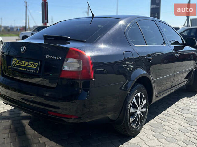 Черный Шкода Октавия, объемом двигателя 1.6 л и пробегом 230 тыс. км за 7100 $, фото 6 на Automoto.ua