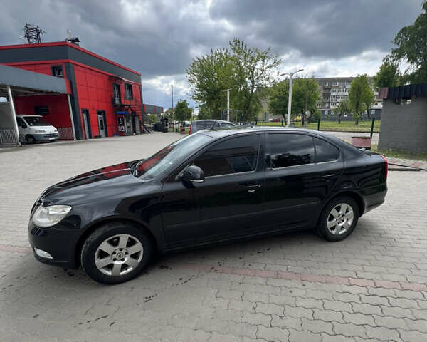 Чорний Шкода Октавія, об'ємом двигуна 1.6 л та пробігом 259 тис. км за 7500 $, фото 5 на Automoto.ua