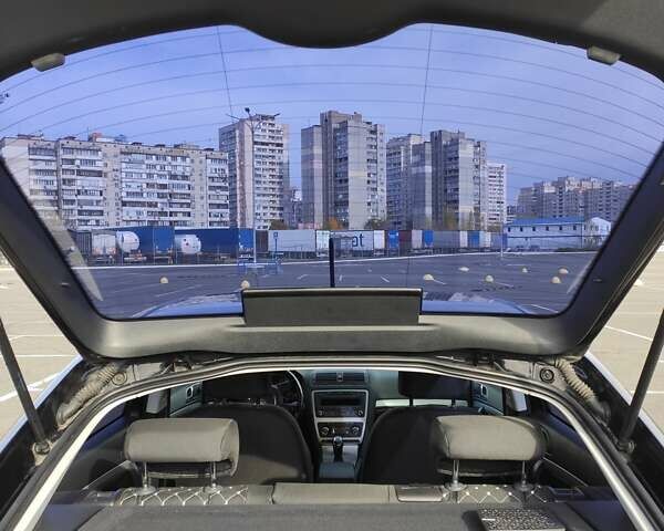 Черный Шкода Октавия, объемом двигателя 1.8 л и пробегом 207 тыс. км за 8100 $, фото 6 на Automoto.ua