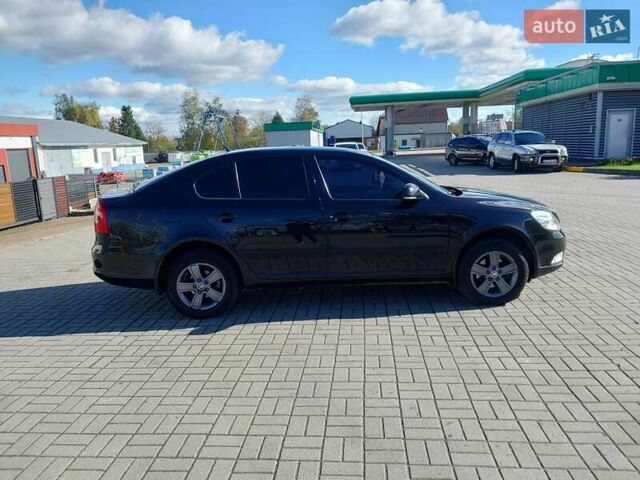 Черный Шкода Октавия, объемом двигателя 1.9 л и пробегом 181 тыс. км за 7850 $, фото 2 на Automoto.ua