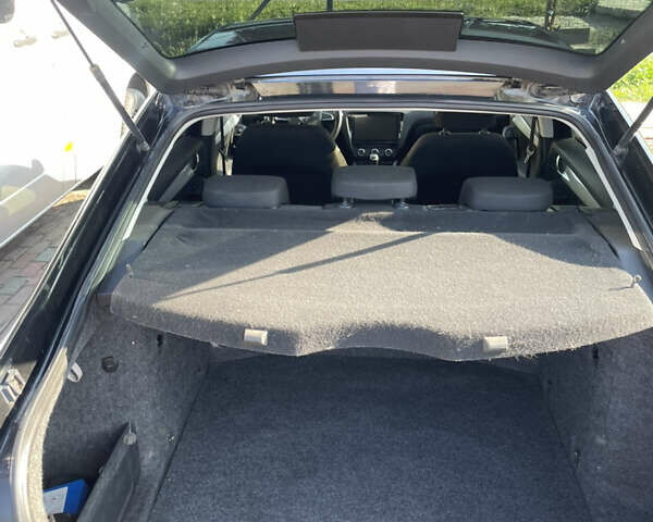 Черный Шкода Октавия, объемом двигателя 1.6 л и пробегом 270 тыс. км за 9600 $, фото 36 на Automoto.ua