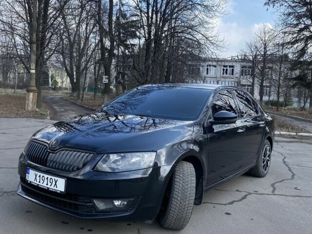 Черный Шкода Октавия, объемом двигателя 1.8 л и пробегом 210 тыс. км за 10300 $, фото 5 на Automoto.ua