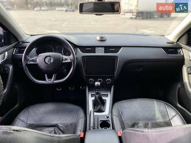 Чорний Шкода Октавія, об'ємом двигуна 1.8 л та пробігом 212 тис. км за 10500 $, фото 7 на Automoto.ua