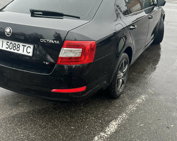Черный Шкода Октавия, объемом двигателя 1.4 л и пробегом 224 тыс. км за 7400 $, фото 4 на Automoto.ua
