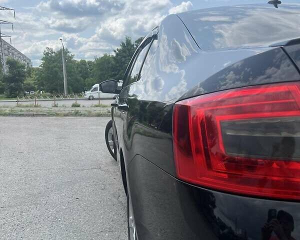 Черный Шкода Октавия, объемом двигателя 1.8 л и пробегом 154 тыс. км за 9700 $, фото 7 на Automoto.ua