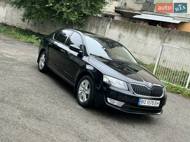 Черный Шкода Октавия, объемом двигателя 1.2 л и пробегом 267 тыс. км за 8500 $, фото 12 на Automoto.ua