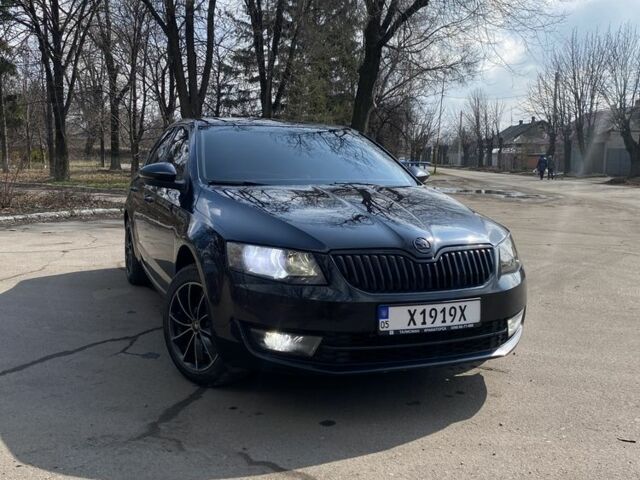 Черный Шкода Октавия, объемом двигателя 1.8 л и пробегом 210 тыс. км за 10300 $, фото 1 на Automoto.ua