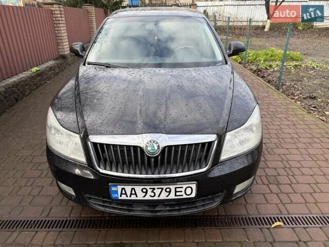 Чорний Шкода Октавія, об'ємом двигуна 1.8 л та пробігом 160 тис. км за 9300 $, фото 2 на Automoto.ua