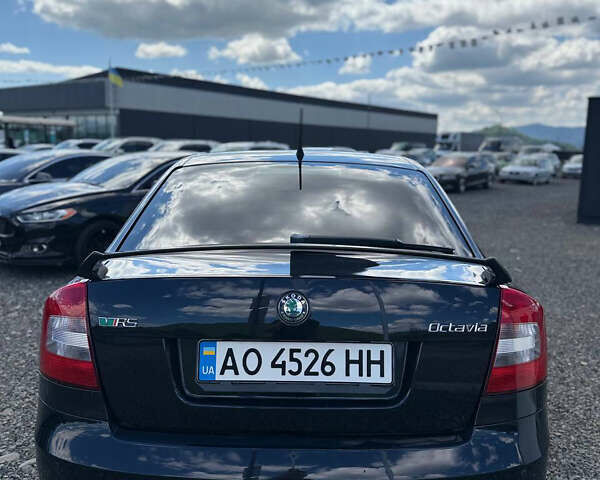 Черный Шкода Октавия, объемом двигателя 2 л и пробегом 270 тыс. км за 9700 $, фото 2 на Automoto.ua