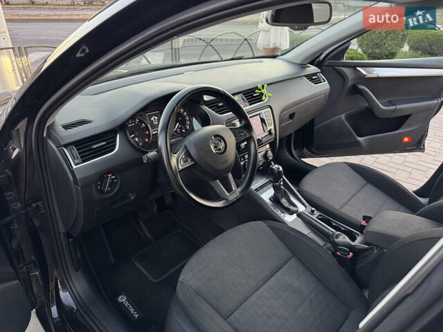 Черный Шкода Октавия, объемом двигателя 1.8 л и пробегом 244 тыс. км за 10999 $, фото 15 на Automoto.ua