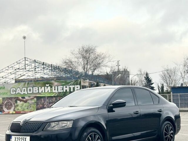 Чорний Шкода Октавія, об'ємом двигуна 1.8 л та пробігом 212 тис. км за 10500 $, фото 1 на Automoto.ua