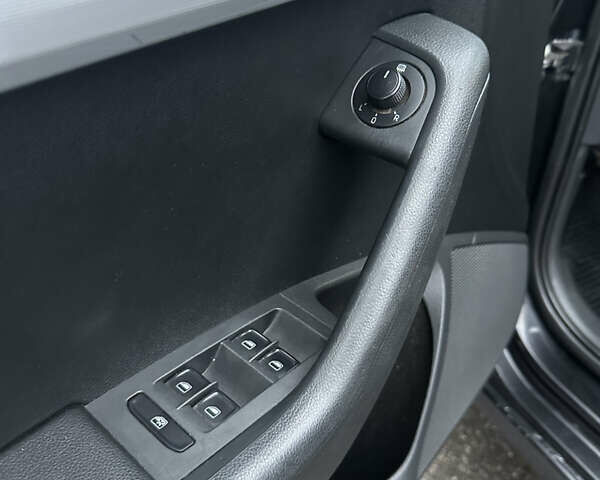 Чорний Шкода Октавія, об'ємом двигуна 1.4 л та пробігом 165 тис. км за 8900 $, фото 10 на Automoto.ua