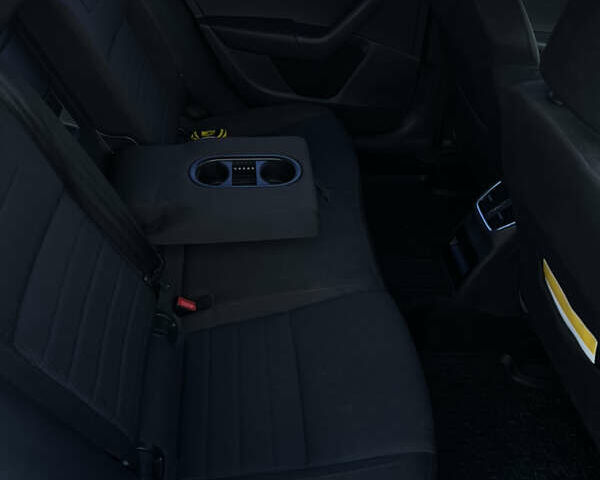 Черный Шкода Октавия, объемом двигателя 1.4 л и пробегом 186 тыс. км за 10000 $, фото 5 на Automoto.ua