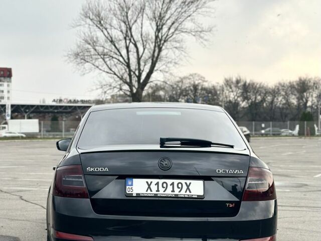 Чорний Шкода Октавія, об'ємом двигуна 1.8 л та пробігом 212 тис. км за 10500 $, фото 6 на Automoto.ua