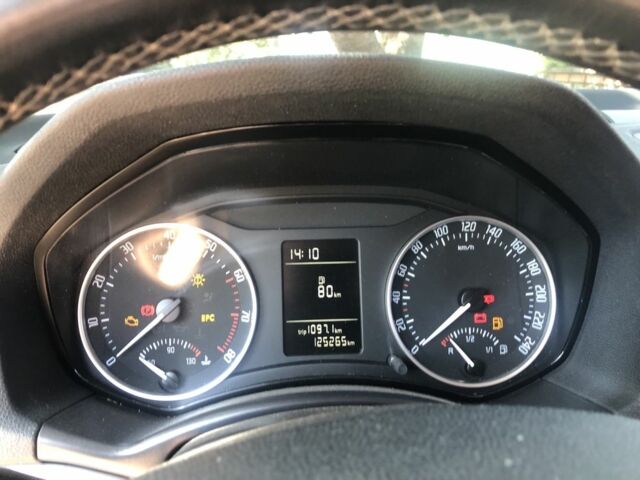 Черный Шкода Октавия, объемом двигателя 1.8 л и пробегом 125 тыс. км за 10000 $, фото 4 на Automoto.ua