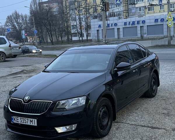 Черный Шкода Октавия, объемом двигателя 1.4 л и пробегом 174 тыс. км за 10500 $, фото 5 на Automoto.ua