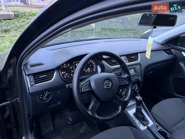 Черный Шкода Октавия, объемом двигателя 1.8 л и пробегом 90 тыс. км за 10900 $, фото 6 на Automoto.ua