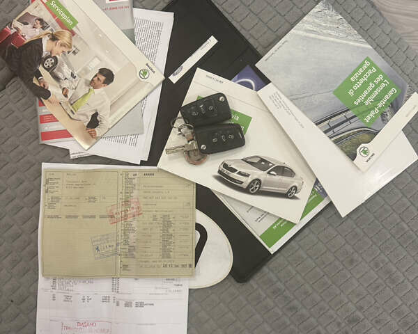 Черный Шкода Октавия, объемом двигателя 1.8 л и пробегом 244 тыс. км за 10999 $, фото 21 на Automoto.ua