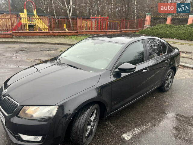 Черный Шкода Октавия, объемом двигателя 1.4 л и пробегом 224 тыс. км за 7400 $, фото 2 на Automoto.ua